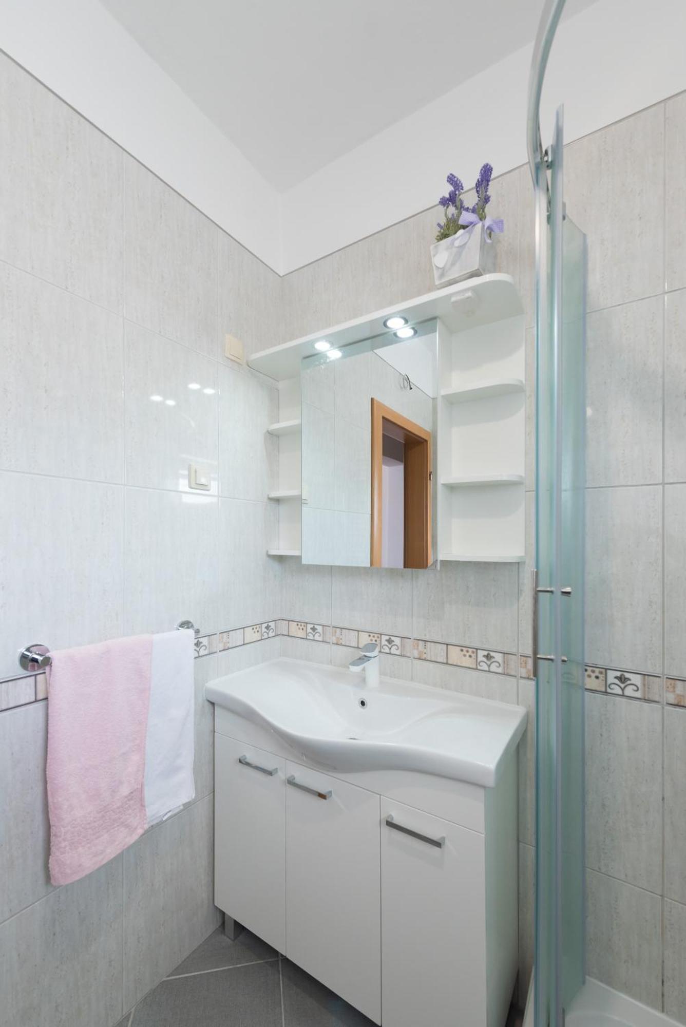 Luxury Apartment With Garden Jacuzzi And Wellness Трогір Екстер'єр фото