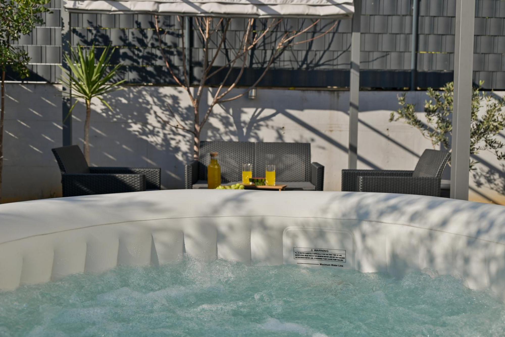 Luxury Apartment With Garden Jacuzzi And Wellness Трогір Екстер'єр фото